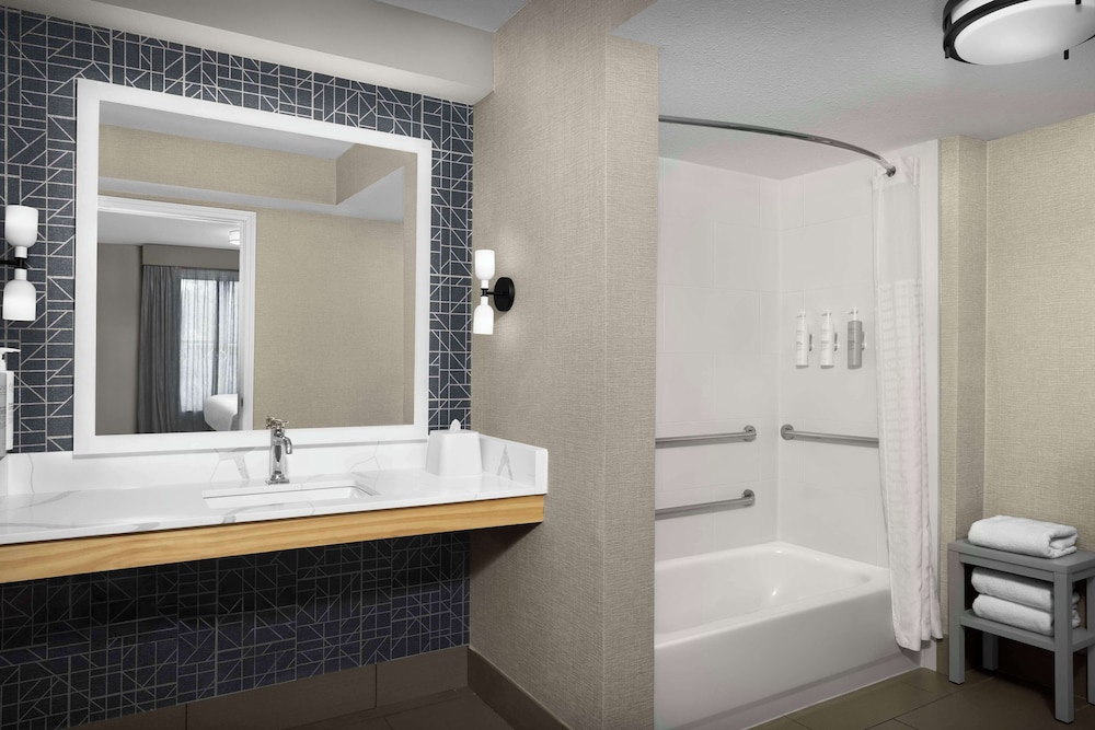 Homewood Suites by Hilton Nashville Airport - photo 18