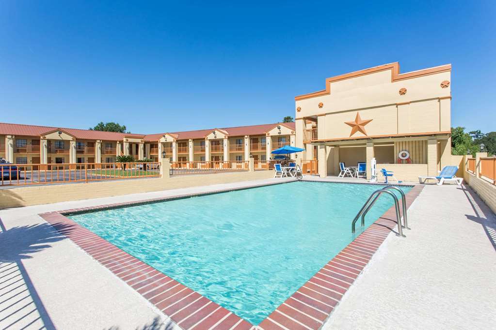 Days Inn by Wyndham Orange - photo 8