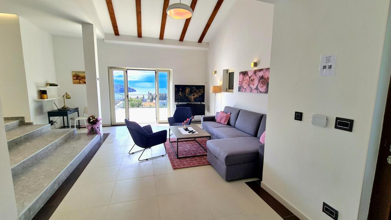 Magnificent new Villa Tofta on Lopud Croatia. Sea views from the infinity pool