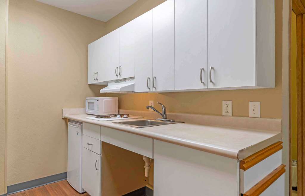 Extended Stay America Select Suites Atlanta Marietta Wildwoo - photo 12