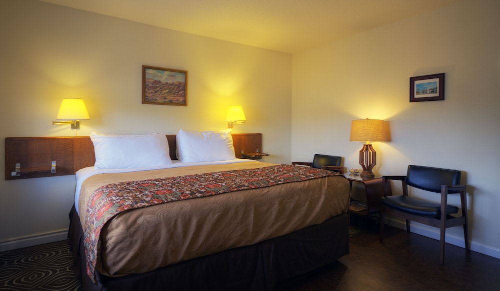 Roadrunner Lodge - photo 11