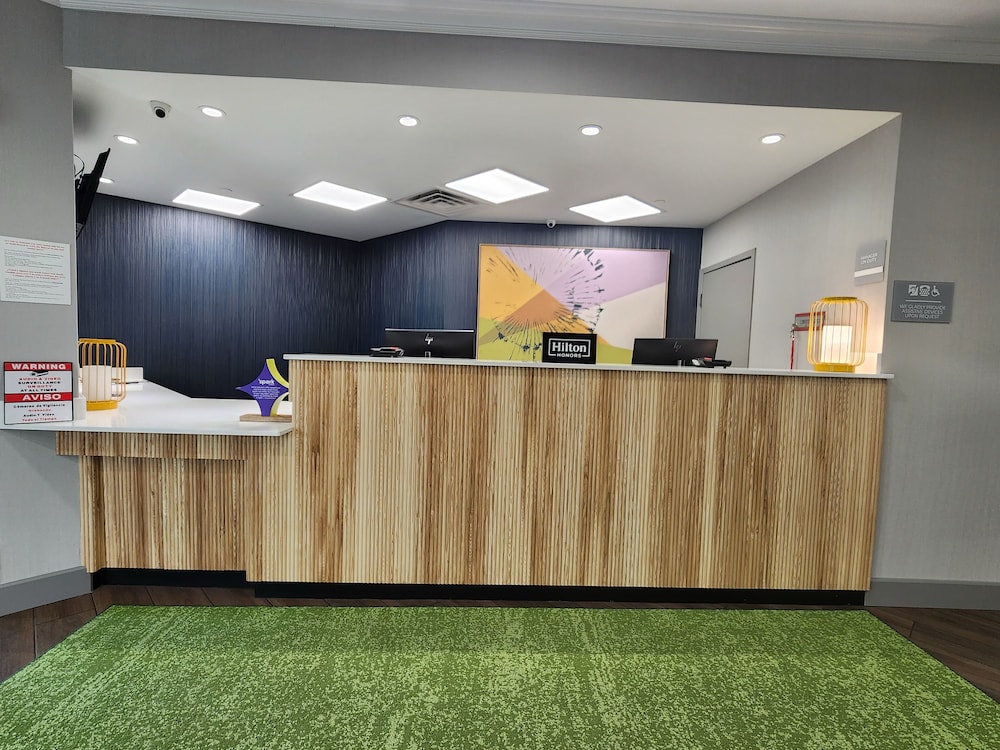 Spark by Hilton Rahway - photo 13