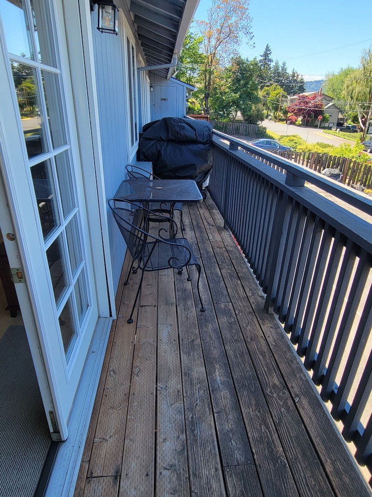Hood River Suites Apartment Hotel - photo 46