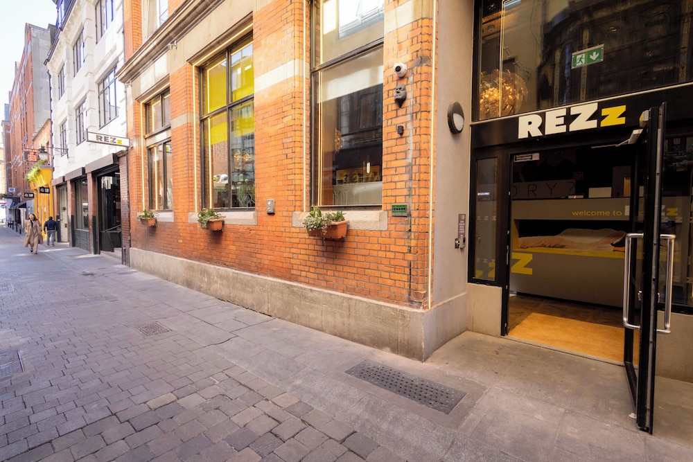 REZz Temple Bar Dublin