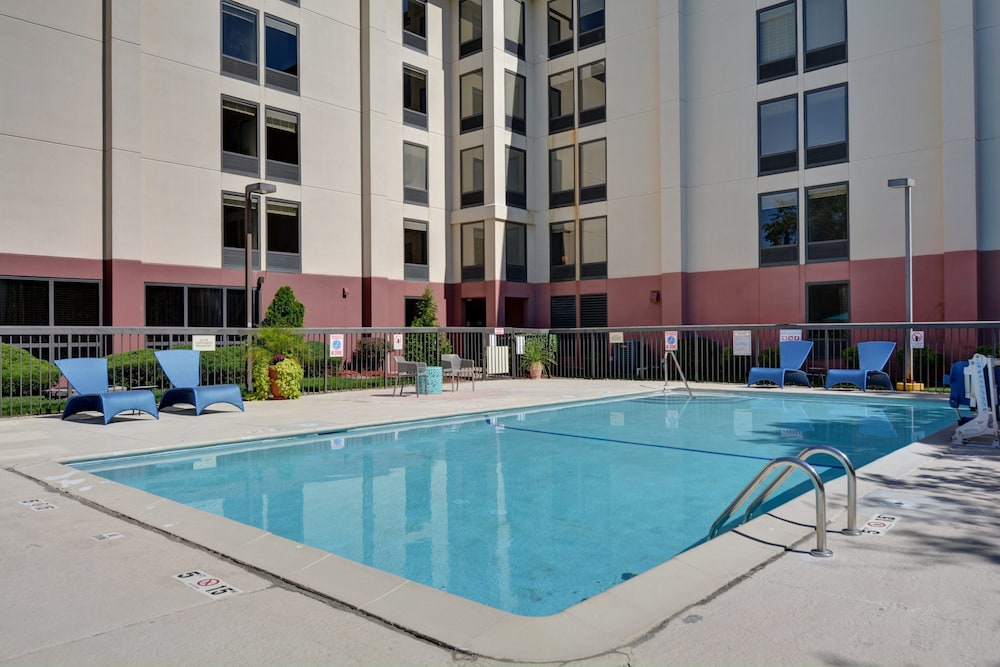 Hampton Inn Kansas City Overland Park - photo 27