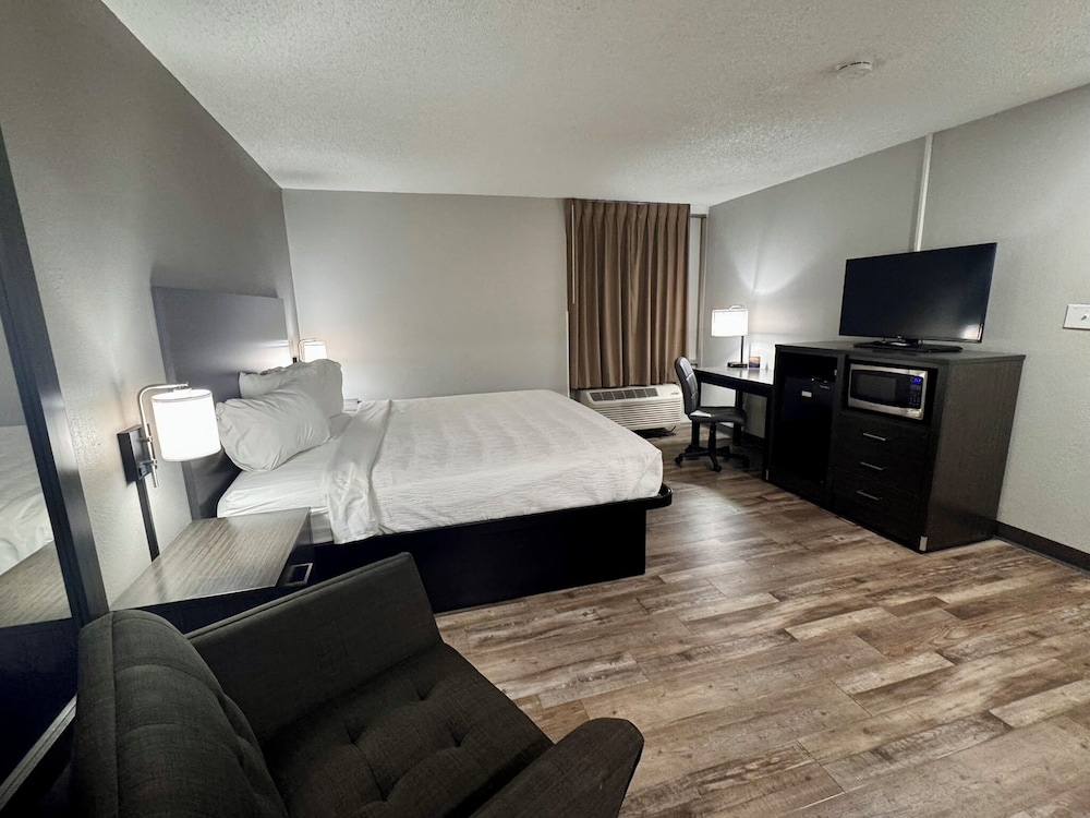 Baymont by Wyndham Great Falls City Center - photo 13