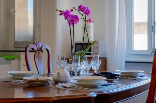 Martina's Home — 4-Star Luxury Hotel in Genoa, Italy