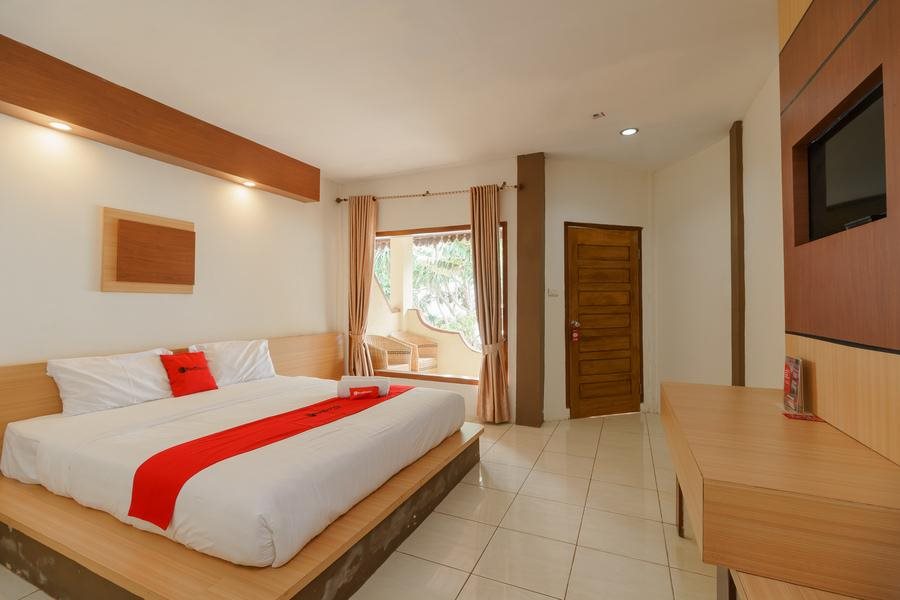 Mars Resort - carbon neutral hotel in Sabang