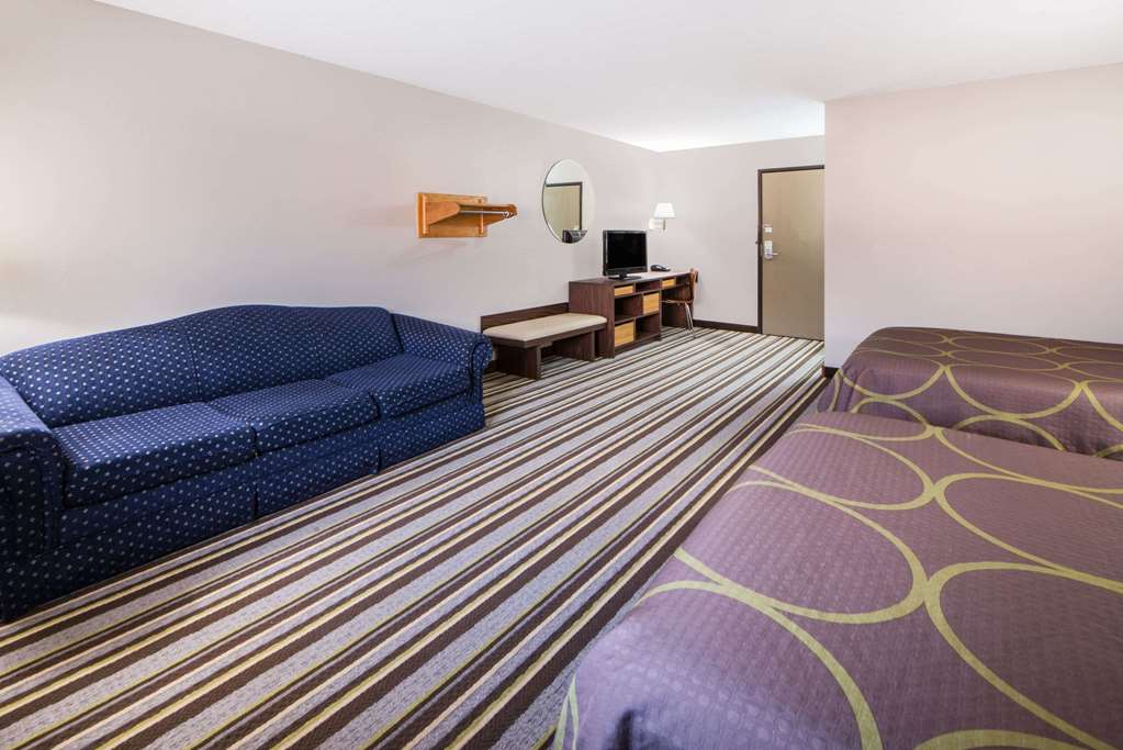 Super 8 by Wyndham Nevada - photo 12