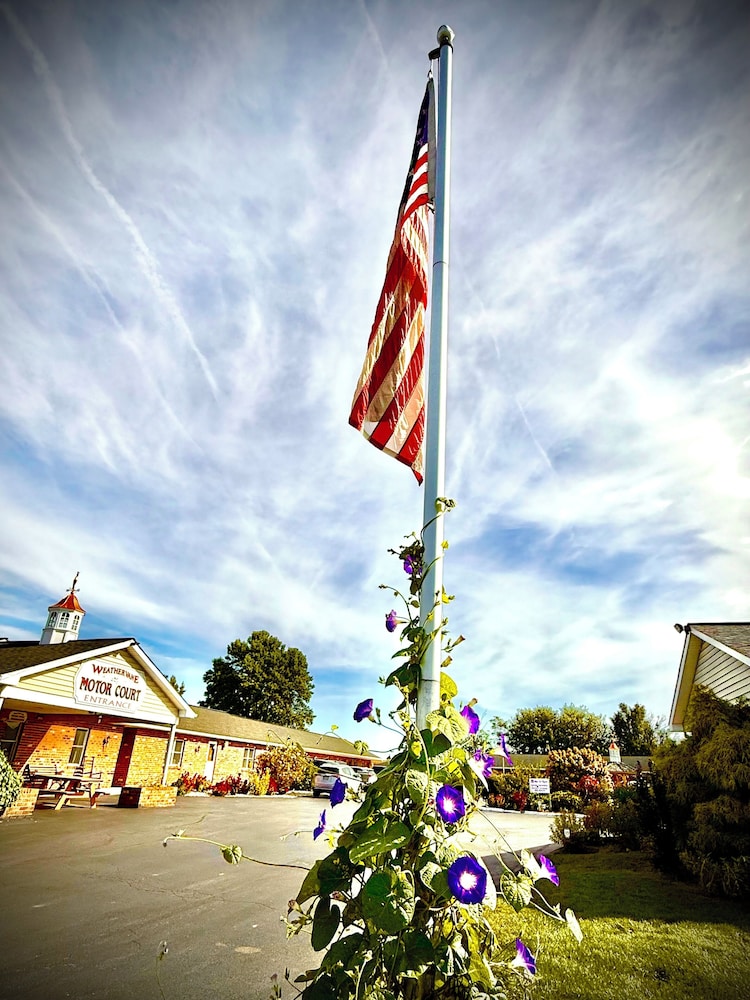 Weathervane Motor Court - photo 18