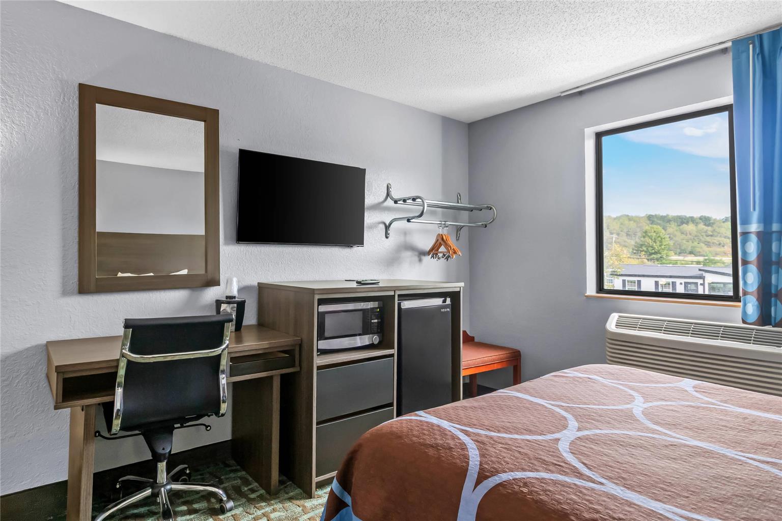 Rodeway Inn Delmont - photo 12