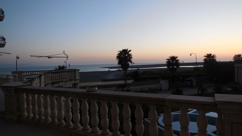 Hotel Marechiaro — 4-Star Luxury Hotel in Gizzeria, Italy