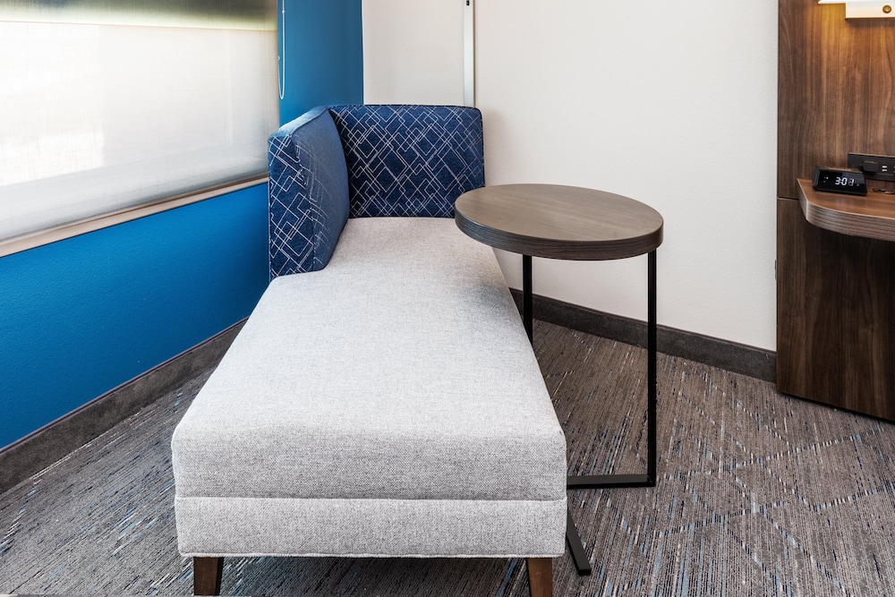 Holiday Inn Express & Suites Houston SW Rosenberg by IHG - photo 9