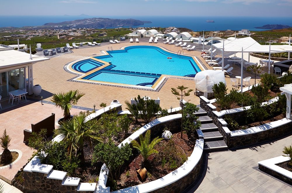 Orizontes Hotel Santorini in Pyrgos, Greece