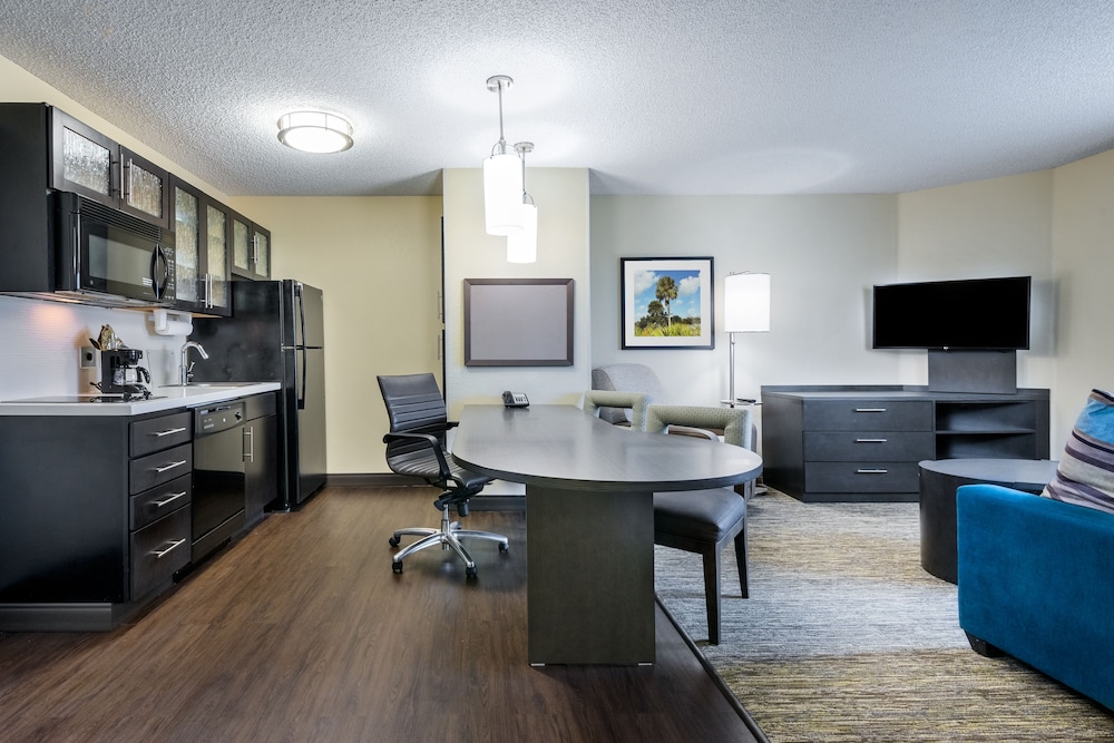 Candlewood Suites Lake Mary by IHG - photo 12