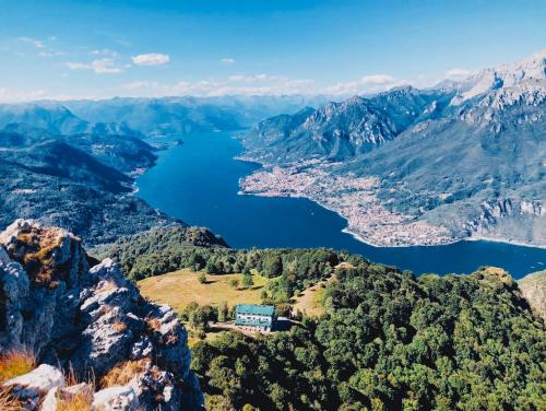 Casa R&E — 4-Star Luxury Hotel in Valbrona, Italy