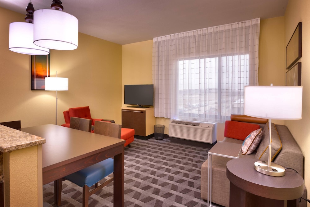 TownePlace Suites by Marriott Dickinson - photo 17