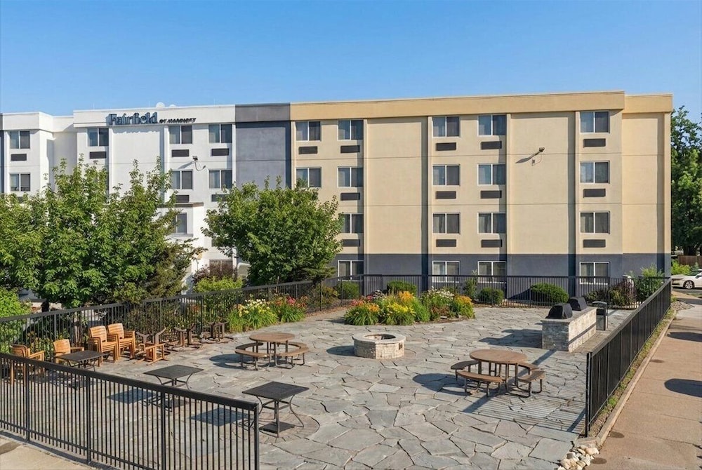 Fairfield by Marriott Inn & Suites Wallingford New Haven - carbon neutral hotel in Wallingford