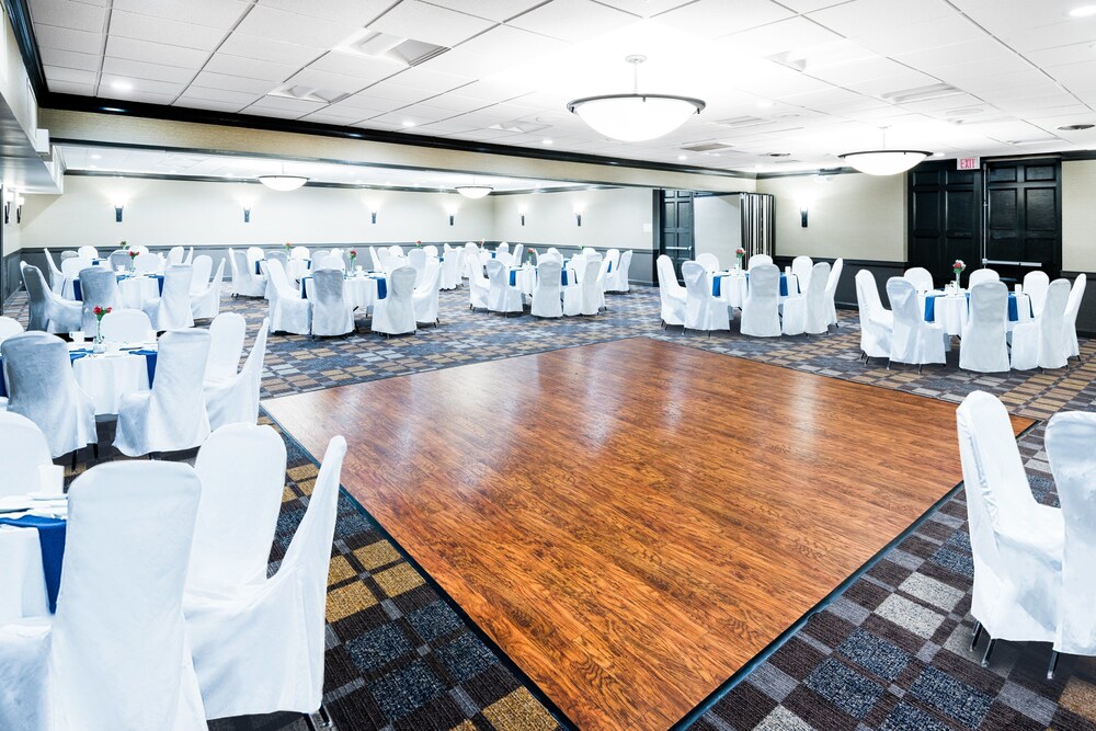 Holiday Inn Johnstown Gloversville by IHG - photo 34