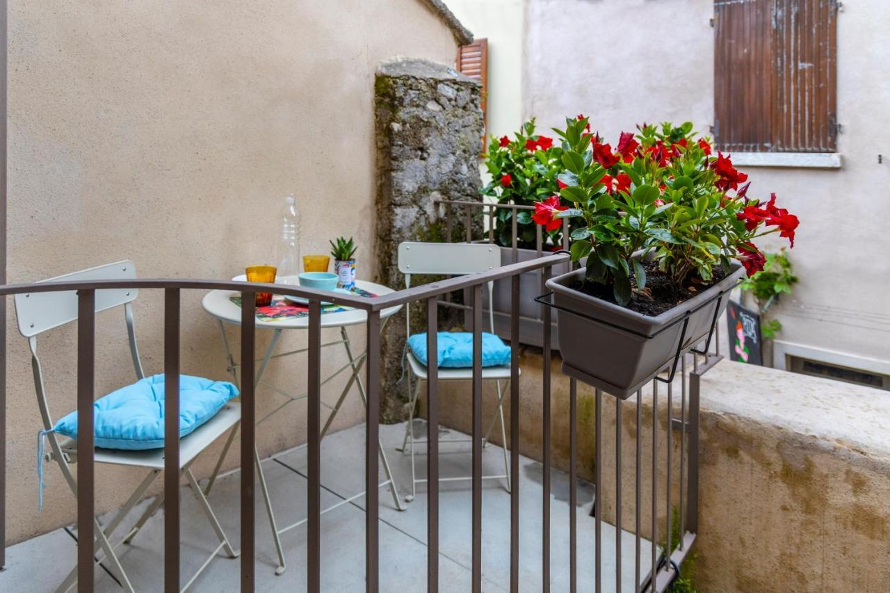 Picalof Apartments — 4-Star Luxury Hotel in Malcesine, Italy