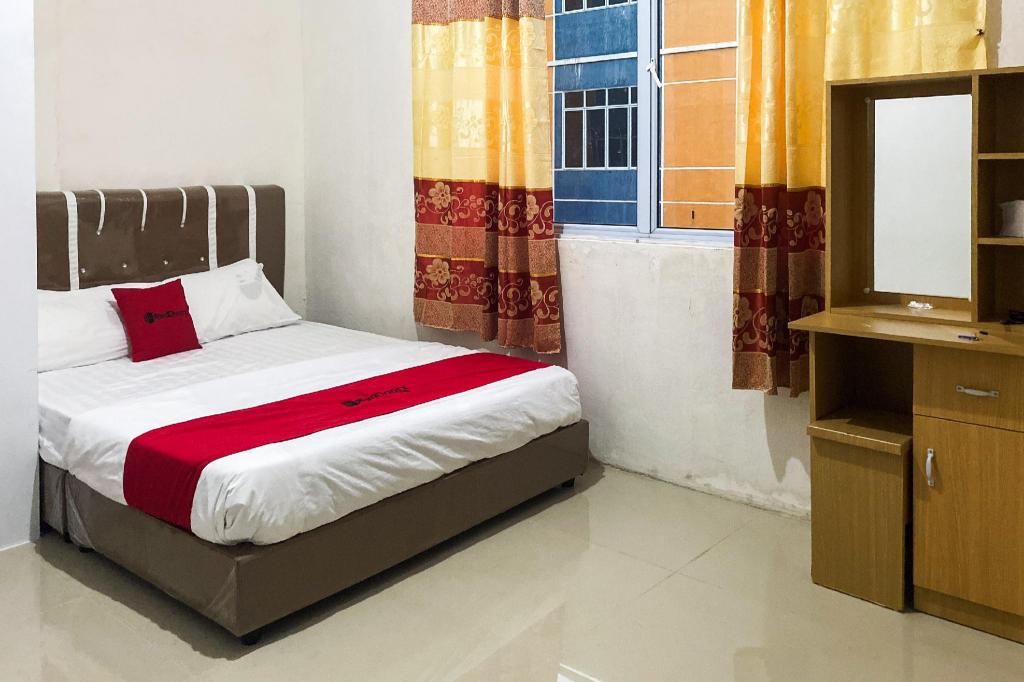 Reddoorz Near Bcs Mall At Penuin — Batam