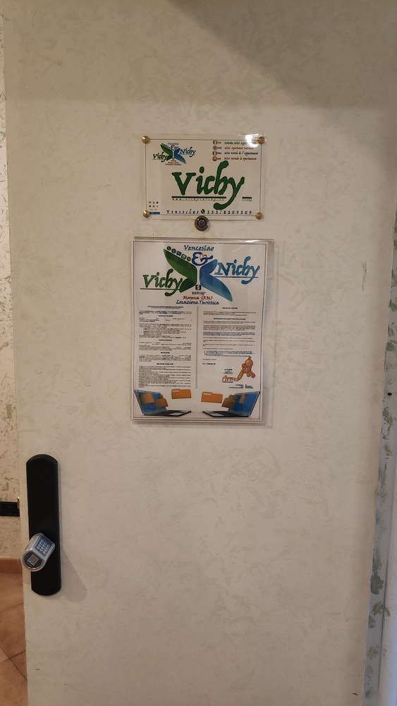 VichyeNichy — Rome — photo 5