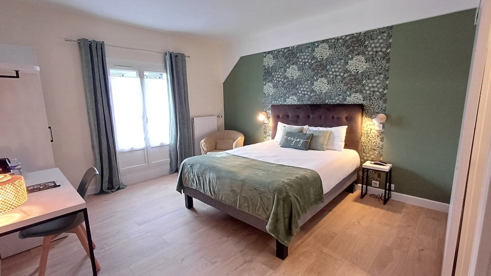 Hôtel Le Cerf — hotel in Briare