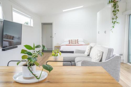 Charming Highton Hideaway between CBD and Surf Coast in Geelong, Australia