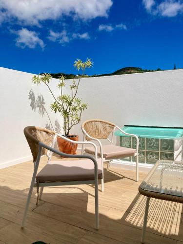 Cais Inn in Horta, Portugal