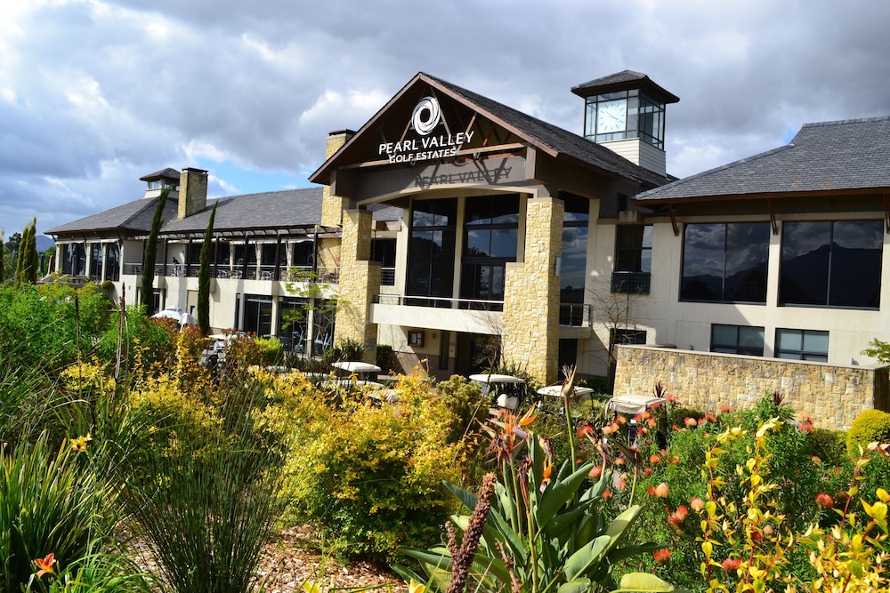 Golf Safari Pearl Valley — 4-Star Luxury Hotel in Paarl, South Africa