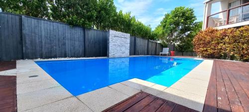 Ocean Sounds — 4-Star Luxury Hotel in Peregian Beach, Australia