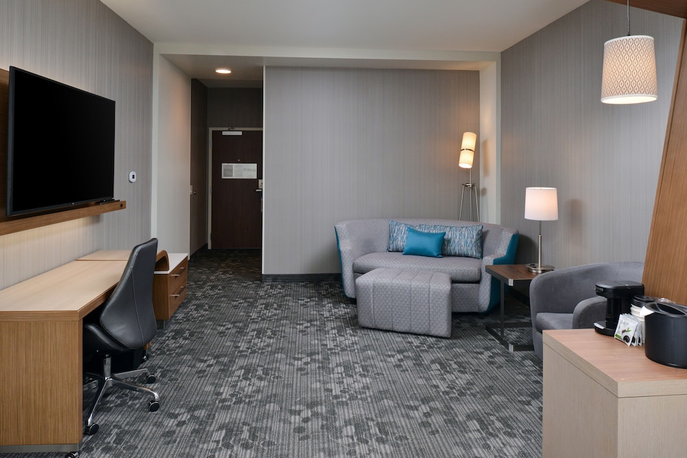 Courtyard by Marriott Charlotte Steele Creek - photo 27