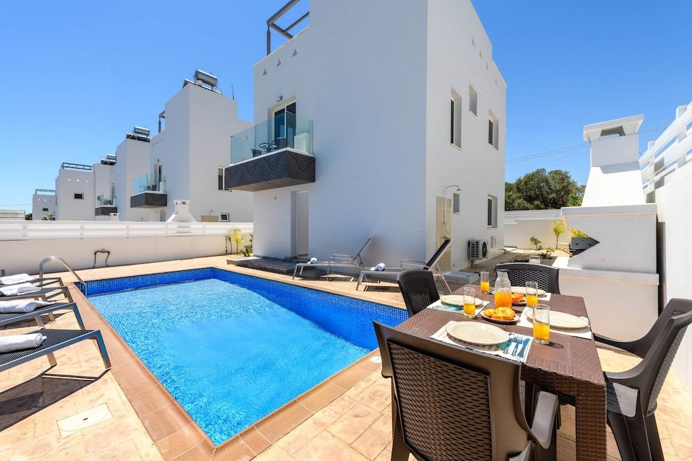 Nissini Villas