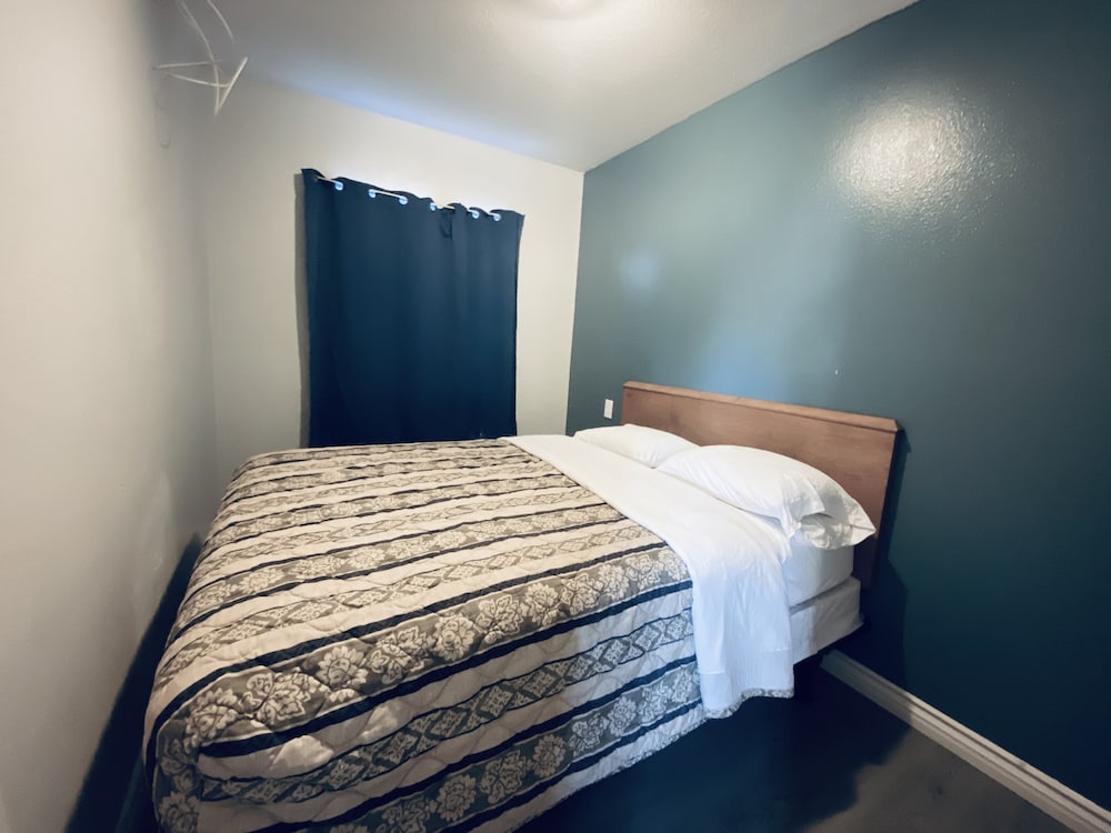 Sands Inn - photo 7