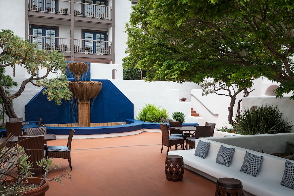 Hotel Pacific - photo 24