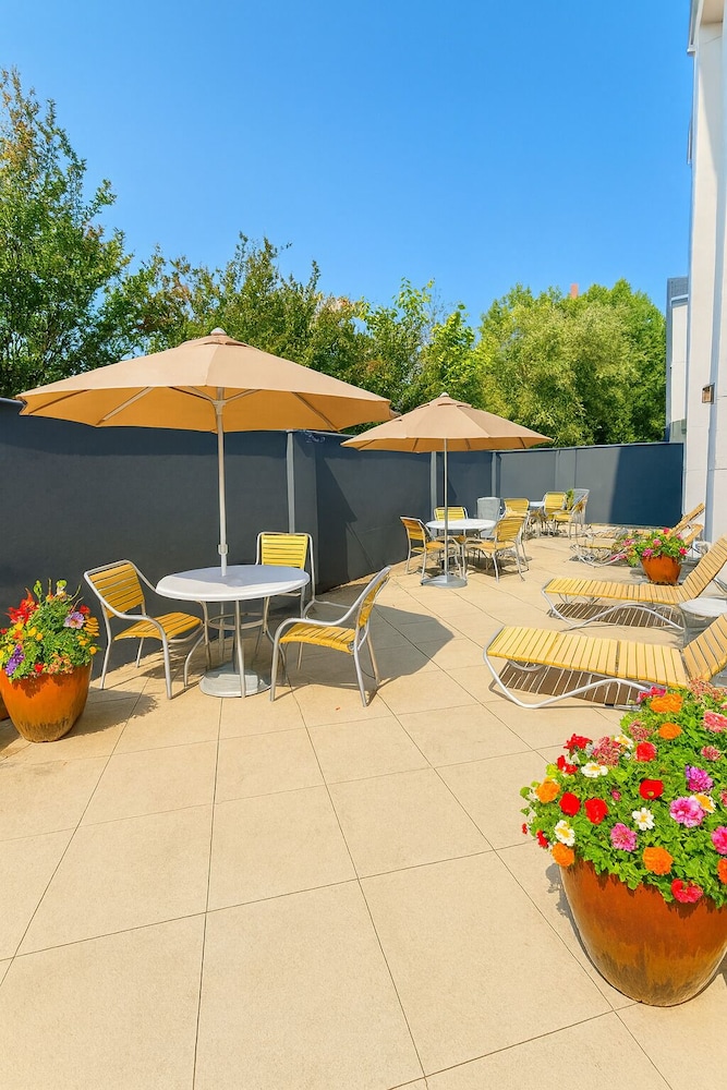Fairfield Inn & Suites by Marriott Atlanta Suwanee - photo 13
