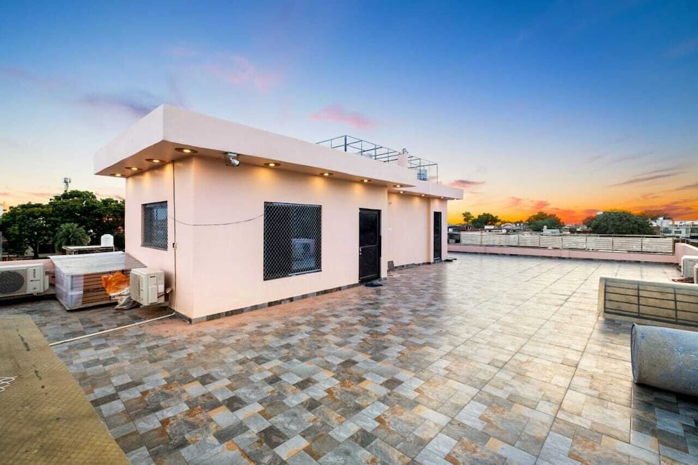 Hotel Maa Vaishno in Ajodhya, India