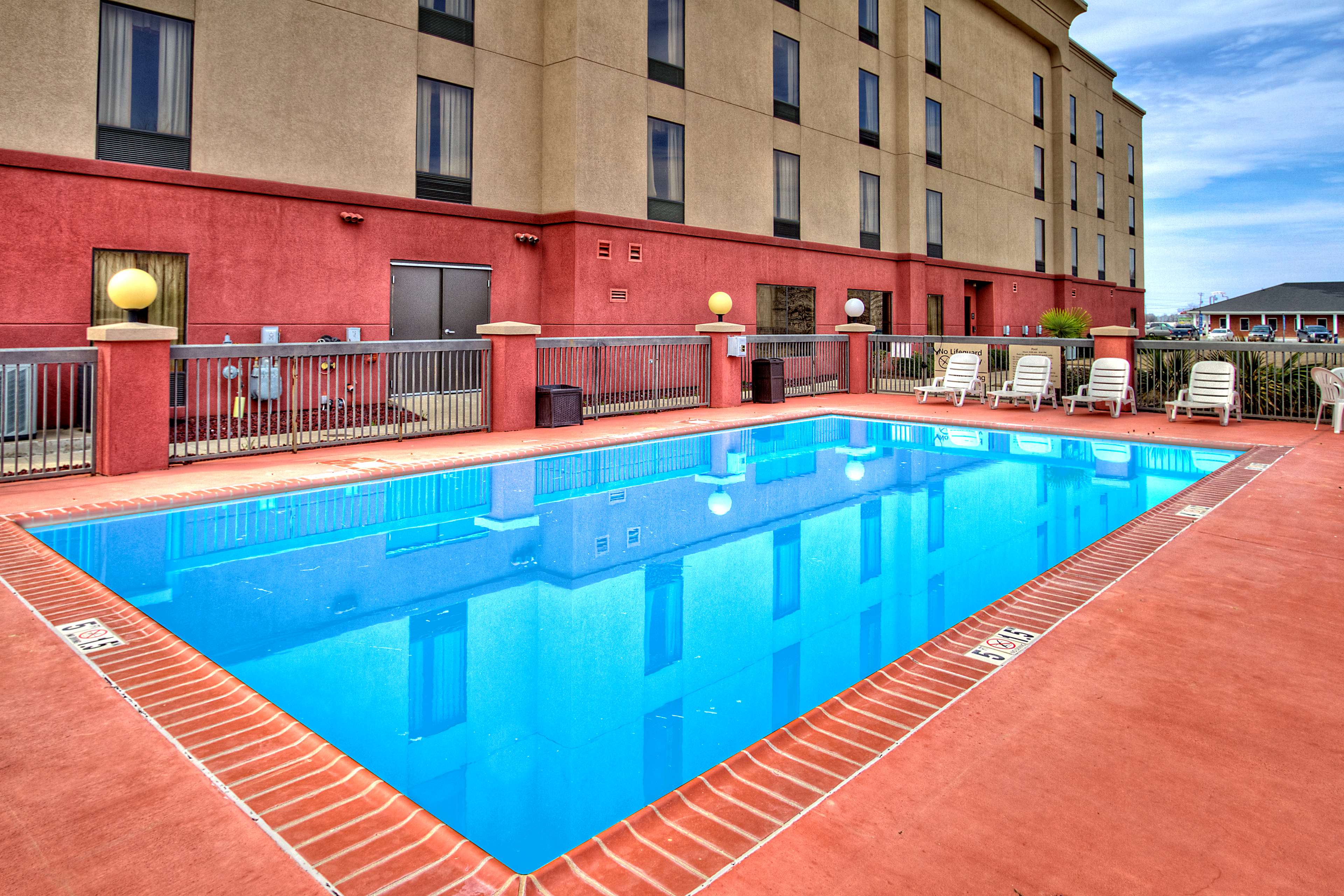Hampton Inn Cleveland - photo 6