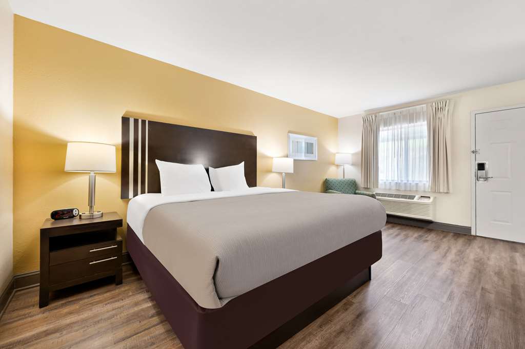 Quality Inn Pelham I 65 exit 246 - photo 14