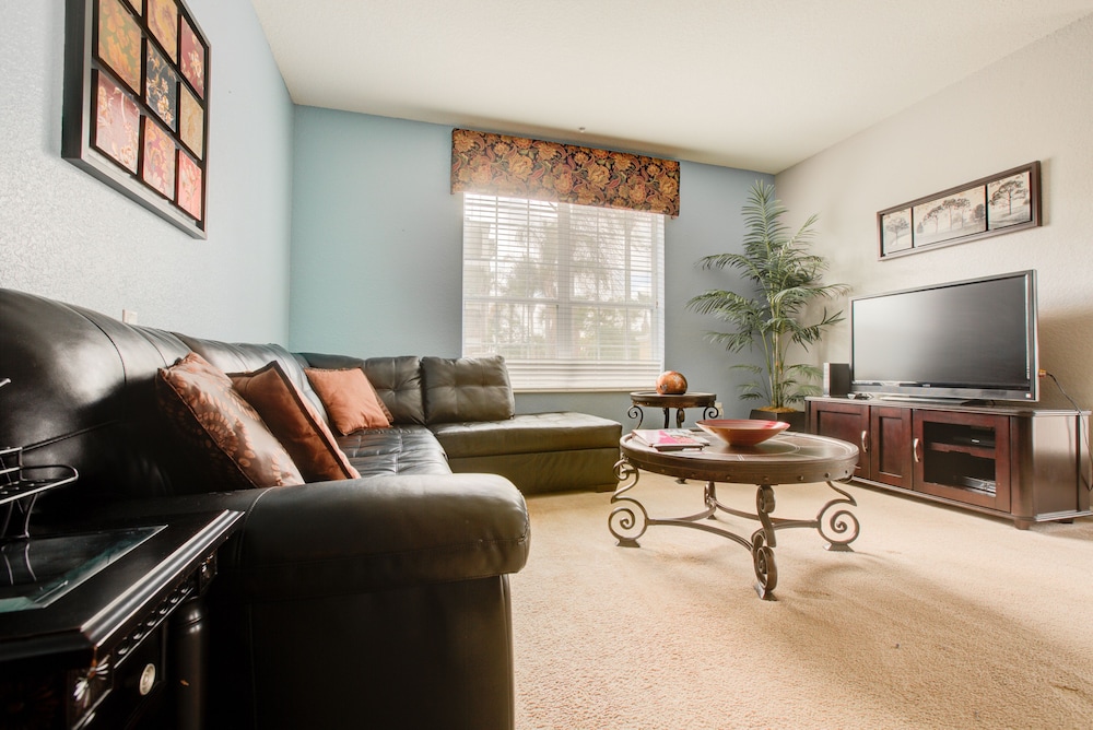 Lakefront Luxury - photo 15