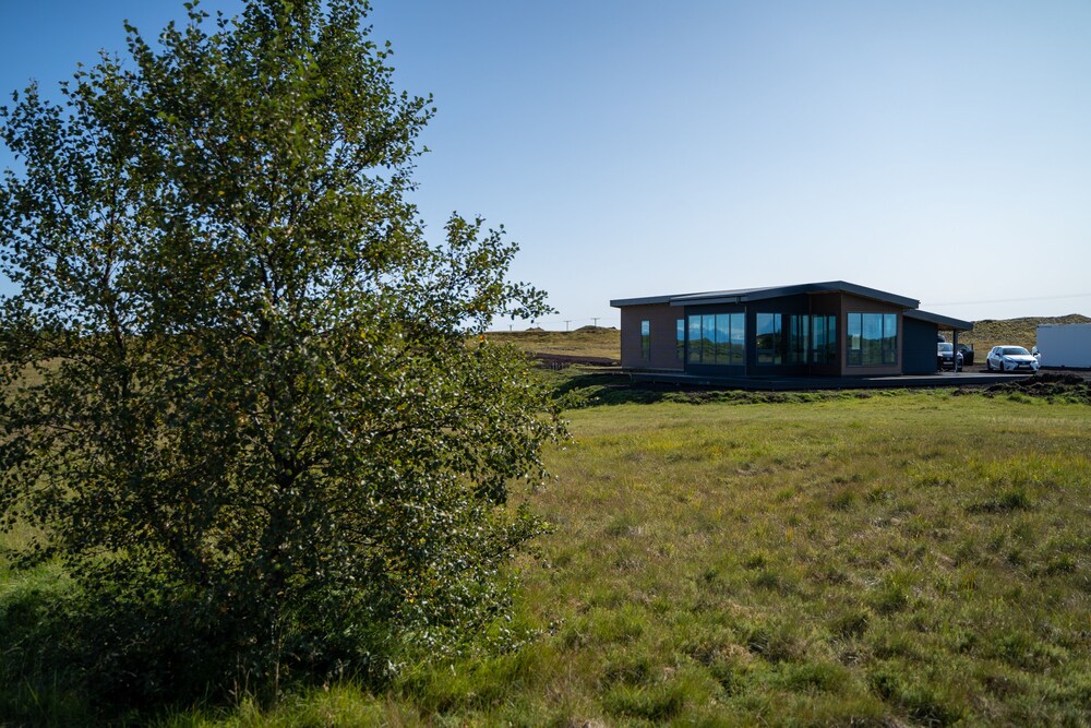 Tungulækur - carbon neutral hotel in Unknown City