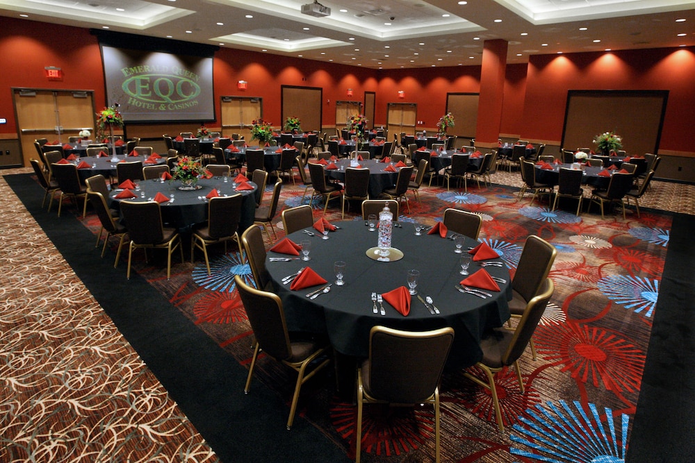 Emerald Queen Hotel & Casino Fife - photo 37