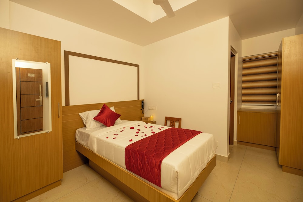 Hotel Eden Palace in Trichur, India