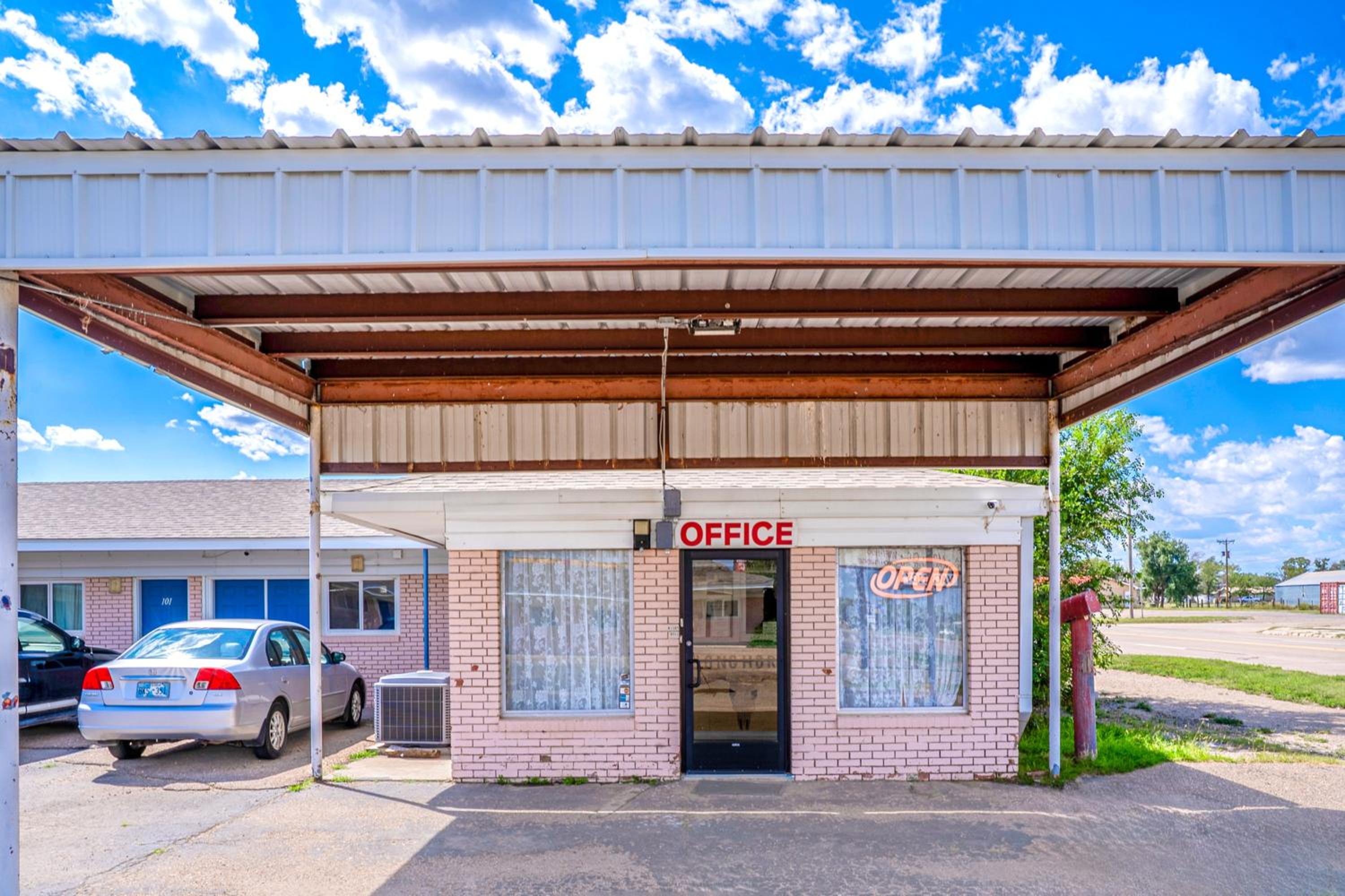 Longhorn Motel Boise City - photo 37