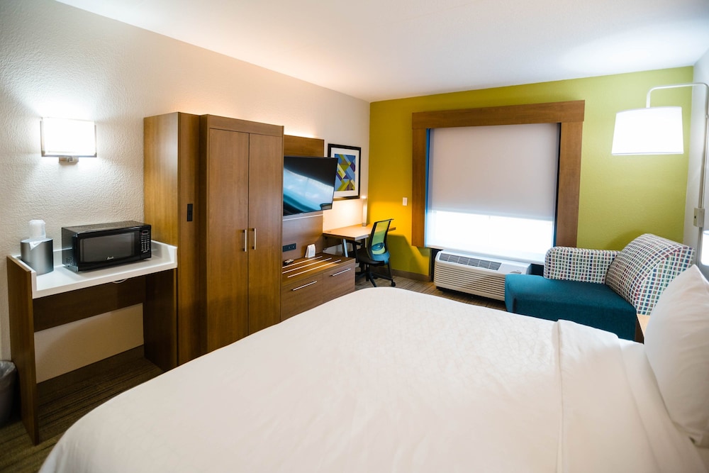 Holiday Inn Express & Suites Knoxville Farragut by IHG - photo 25