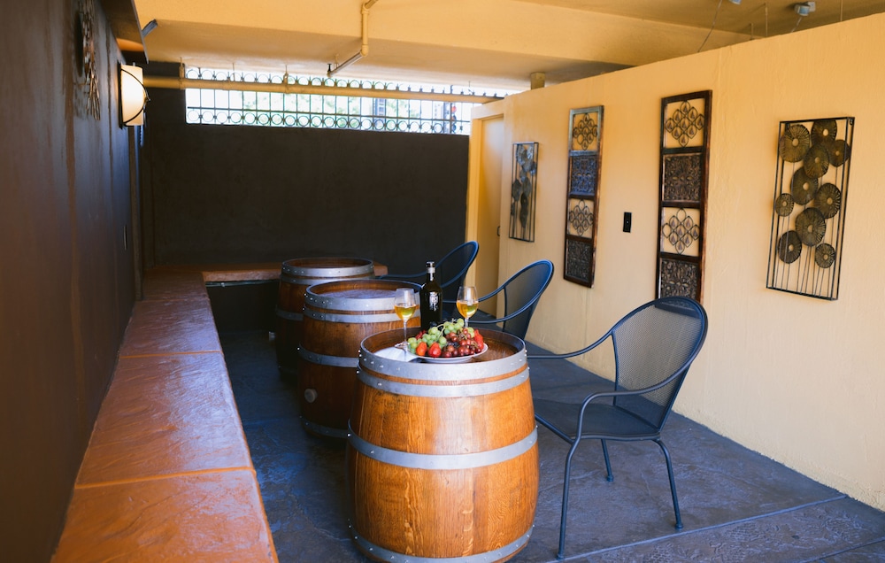 Napa Valley Hotel & Suites - photo 57