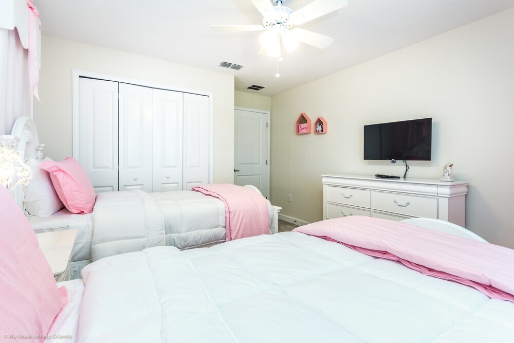 Storey Lake 4832 Romeo Circle - featured photo