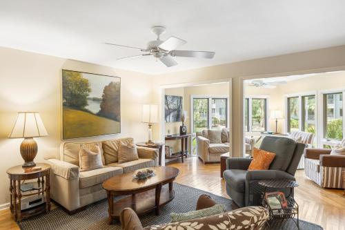 4703 Tennis Club Villa by Akers Ellis Rentals — 4-Star Luxury Hotel in Kiawah Island, United States