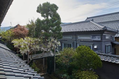 Shirafuji — hotel in Suzaka