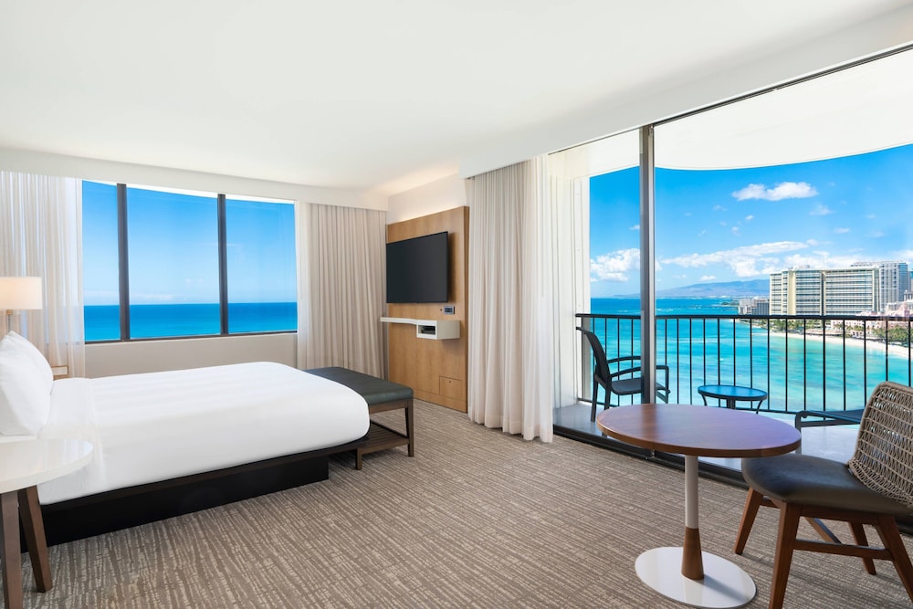 Waikiki Beach Marriott Resort & Spa - photo 11